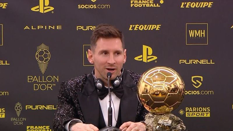 Lionel Messi l’attaquant du Paris Saint-Germain remporte son 7ème Ballon d’Or