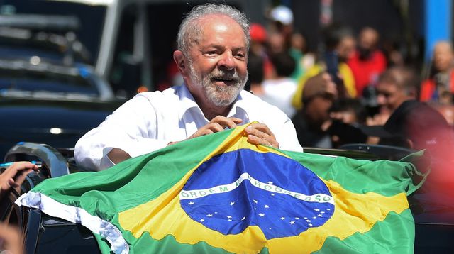 Brésil : Lula remporte la présidentielle face à Bolsonaro
