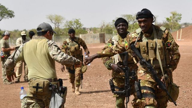 Le Mali annonce l’arrestation de quatre «criminels» français qui seraient à l’origine de l’enlèvement de civils