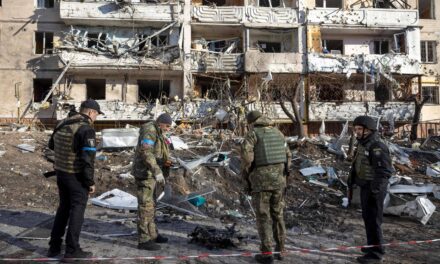 Ukraine: au moins 30 morts et 75 blessés dans la frappe russe sur un immeuble de Dnipro