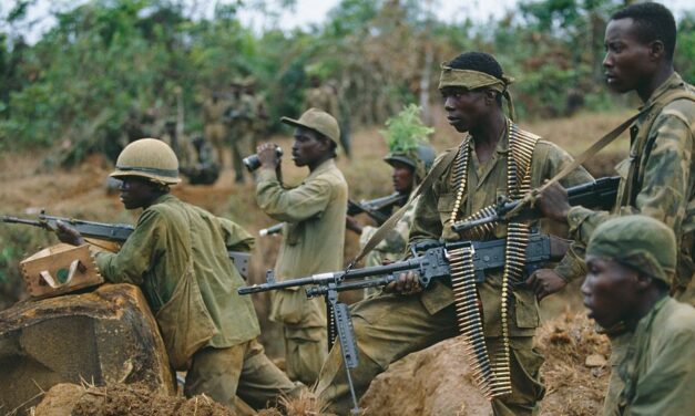 Samuel Doe, du héros à l’oppresseur : la fin d’un règne sanglant au Libéria