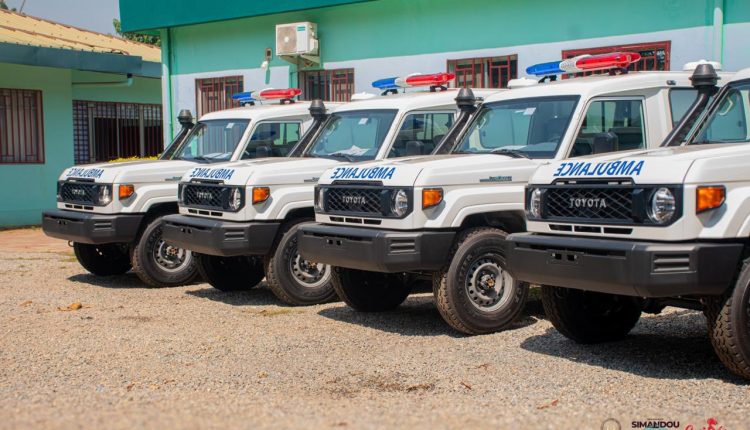 Guinée : le gouvernement renforce le dispositif national d’urgence avec la dotation d’ambulances aux hôpitaux