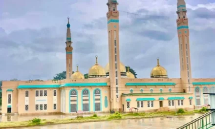 🇬🇳 Guinée : le gouvernement plafonne les prix des denrées de première nécessité à l’approche du Ramadan et du Carême