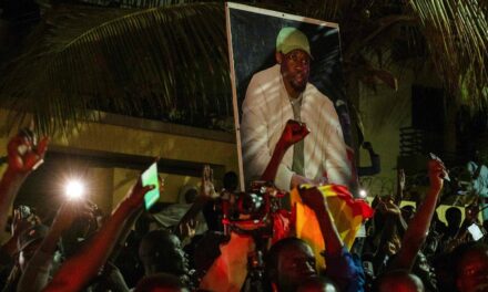 Sénégal : Bassirou Diomaye Faye écarte Ousmane Sonko et ouvre une séquence politique incertaine