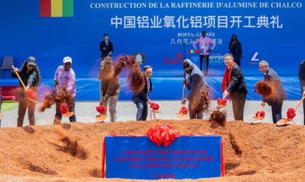 Guinée : lancement des travaux de la troisième raffinerie d’alumine à Boffa, une nouvelle étape dans la transformation locale de la bauxite