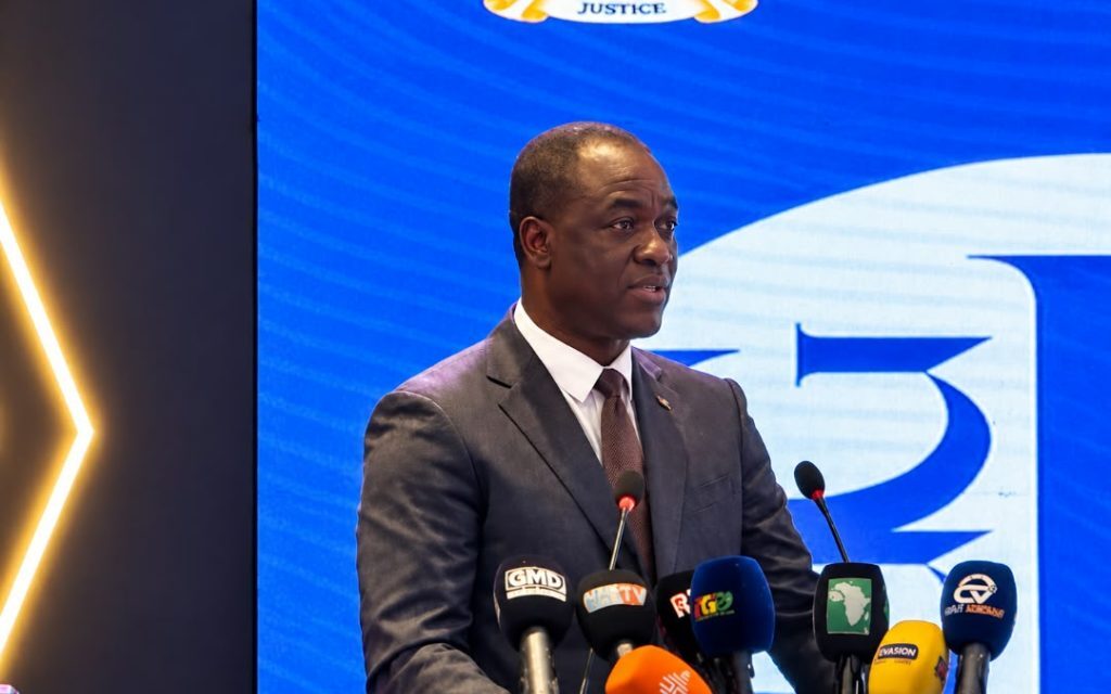Guinée : Benoît Kamano précise le rôle stratégique des secrétaires généraux dans la continuité de l’État
