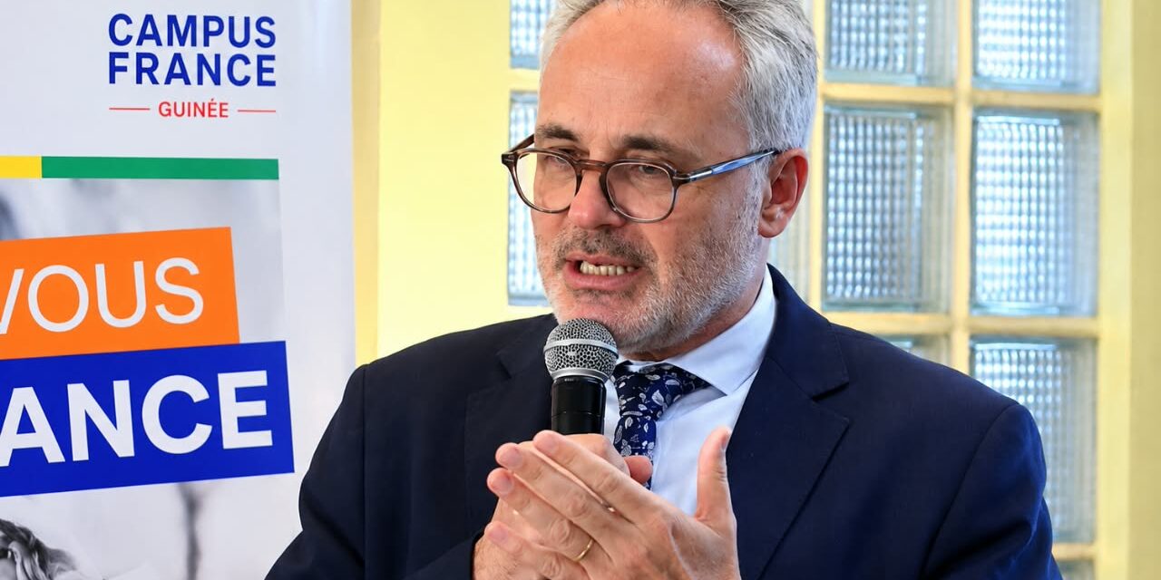 ‎SANTÉ EN GUINÉE : 35 MÉDECINS EN ROUTE POUR LA FRANCE, L’ESPOIR D’UNE NOUVELLE GÉNÉRATION DE SPÉCIALISTES