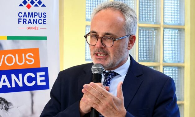 ‎SANTÉ EN GUINÉE : 35 MÉDECINS EN ROUTE POUR LA FRANCE, L’ESPOIR D’UNE NOUVELLE GÉNÉRATION DE SPÉCIALISTES