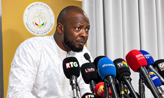 Guinée : grâce présidentielle, évacuations sanitaires et Simandou 2040, Amara Camara clarifie plusieurs dossiers sensibles