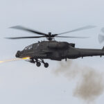 Israël renforce son arsenal militaire avec l’achat de 12 hélicoptères Apache aux États-Unis